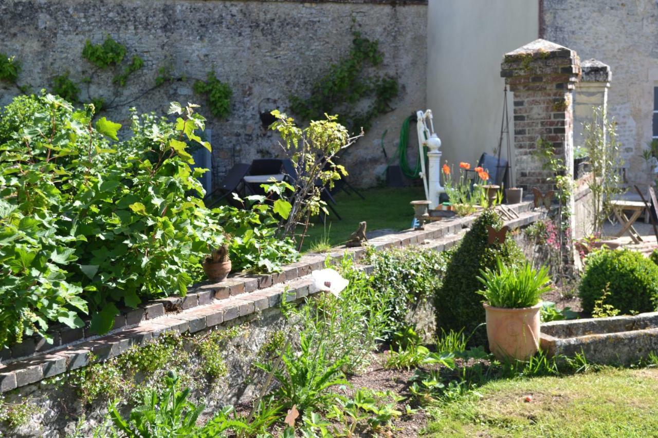 La Maison Des Buis Falaise  Εξωτερικό φωτογραφία